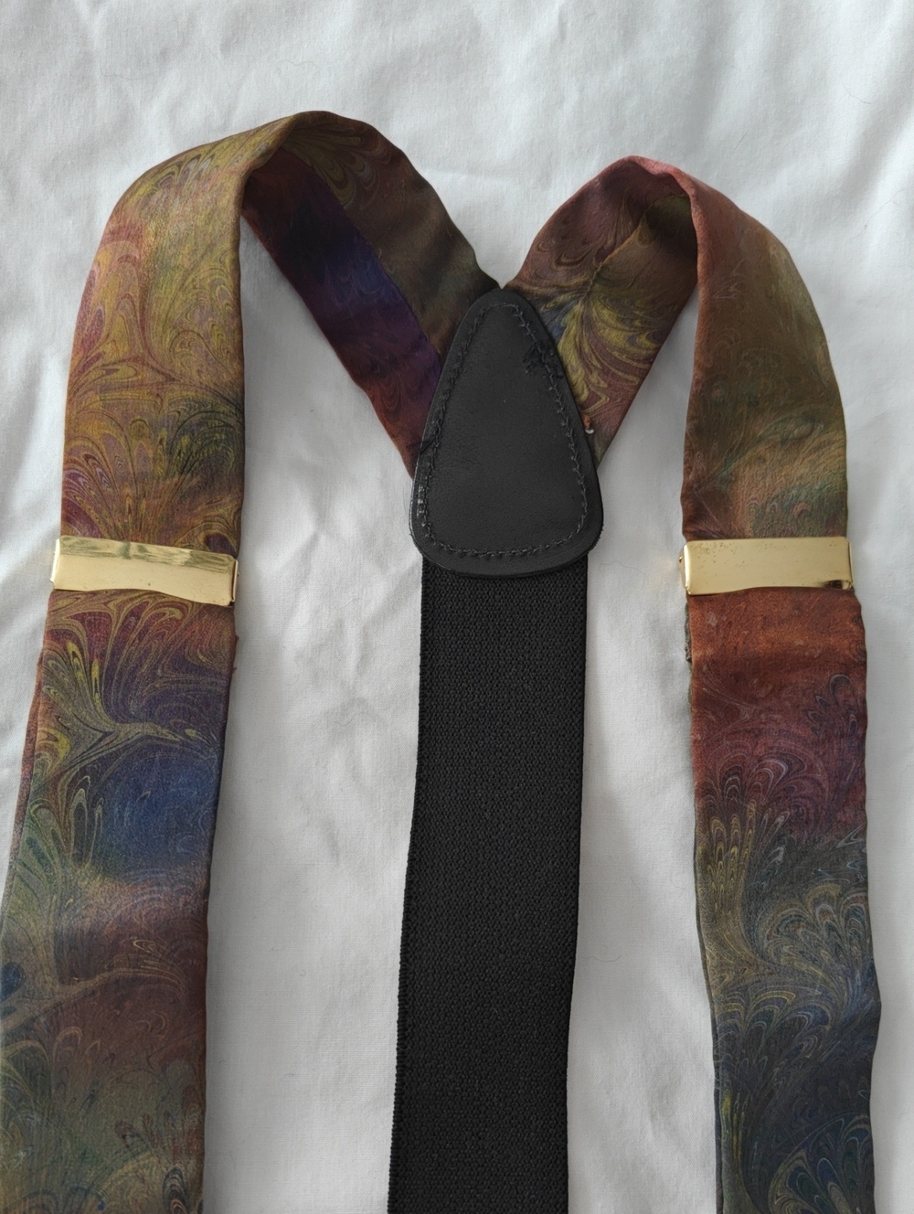 Men's Handcrafted Silk Tie And Suspenders Set - Picture 9 of 16